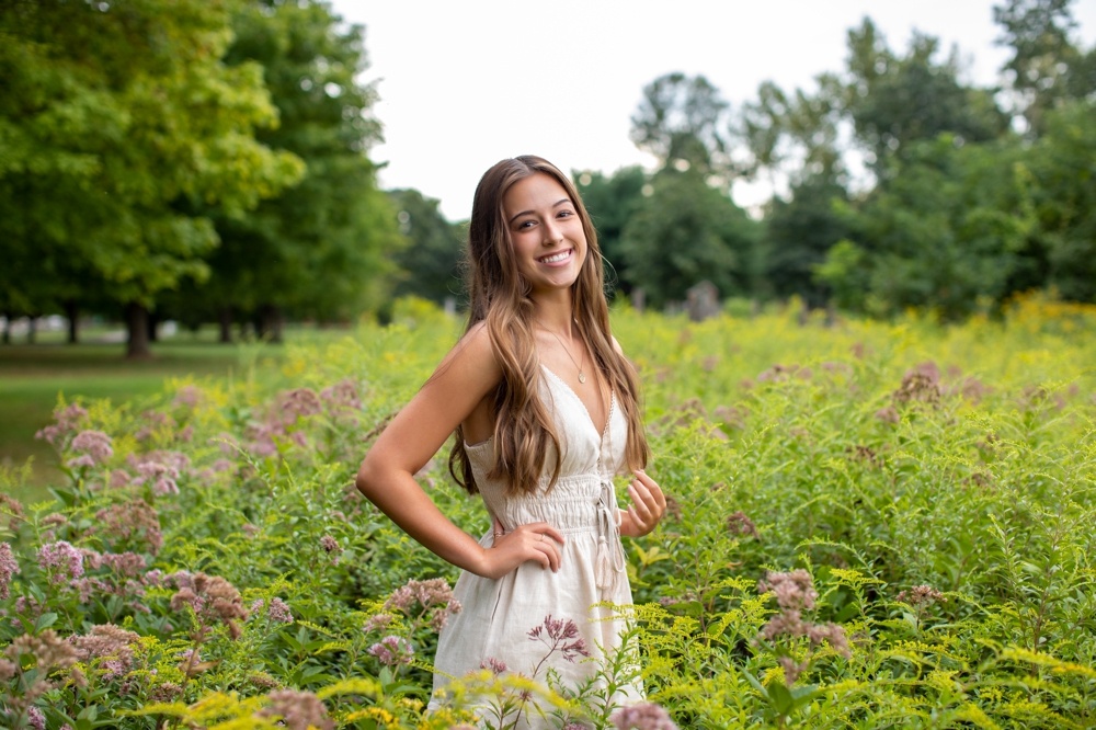 2021 ct senior portraits session at northwest park, ct