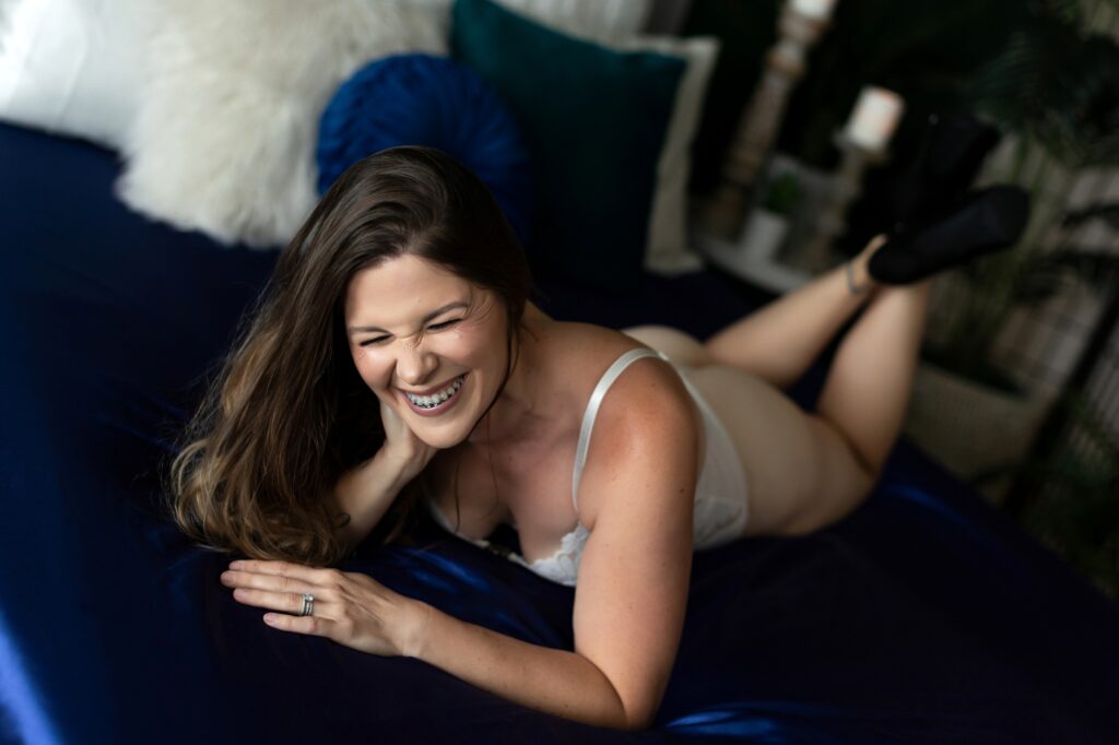 CT boudoir photographer
